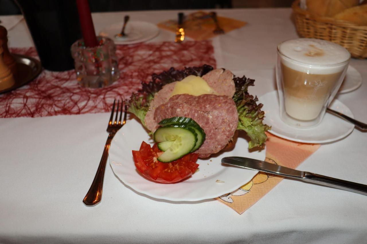 Schwarzes Ross Hotel & Restaurant Oberwiesenthal Esterno foto
